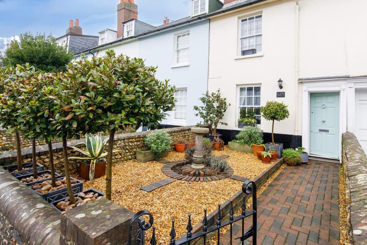 Beautiful Georgian Home In The Heart Of Chichester Dış mekan fotoğraf